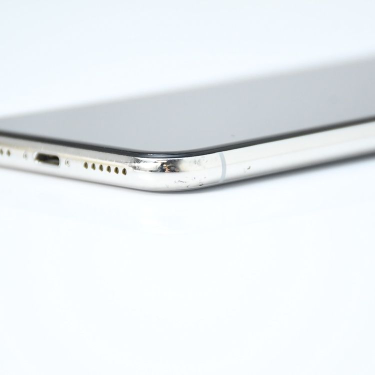 �ڥХåƥ꡼�������� 82����վ����ʡ�docomo SIM�ե꡼ iPhoneX 64GB