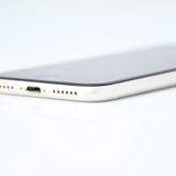 ��ư��ġ�����100 %�� SIM�ե꡼ iPhoneSE �裳���� 64GB �������饤��