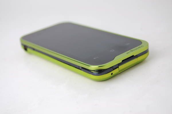 �ڥ������å���襭�󥰡�docomo AQUOS PHONE st SH-07D �饤��