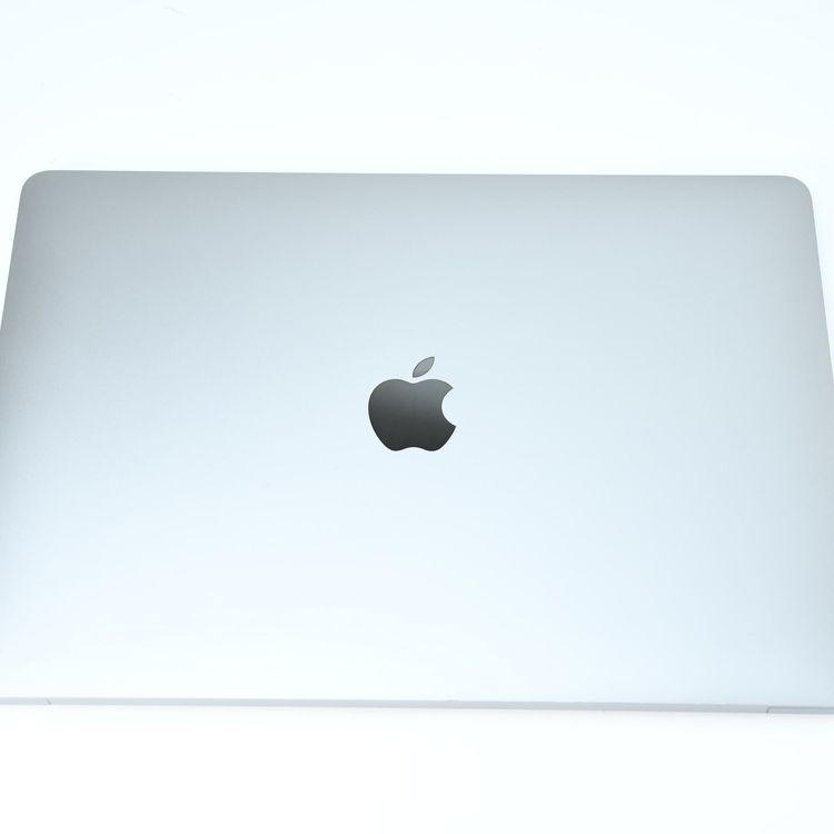 �ڥХåƥ꡼����92%��MacBook Air13����� M1 8GB/512GB MGN73J/A