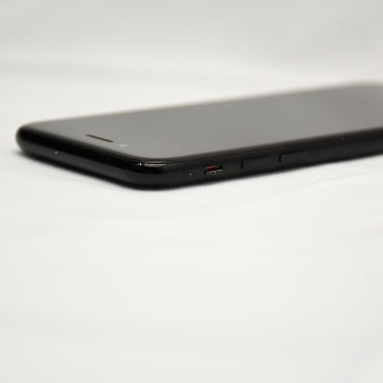 ������Ź���Ӹ򴹺�100���SIM�ե꡼ iPhone 7 256GB