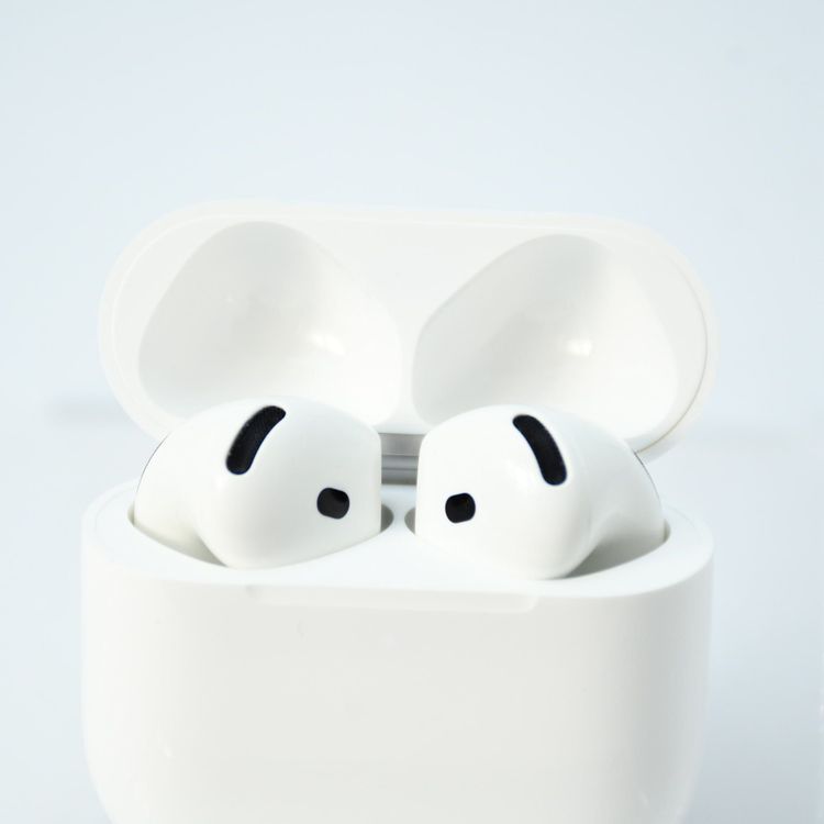 ��Apple�ݾڡ� AirPods 4 �����ƥ��֥Υ�������󥻥������� A3050