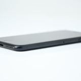 �ڱվ����ʡ������Хåƥ꡼83%��au SIM�ե꡼ iPhoneSE �裳���� 64GB