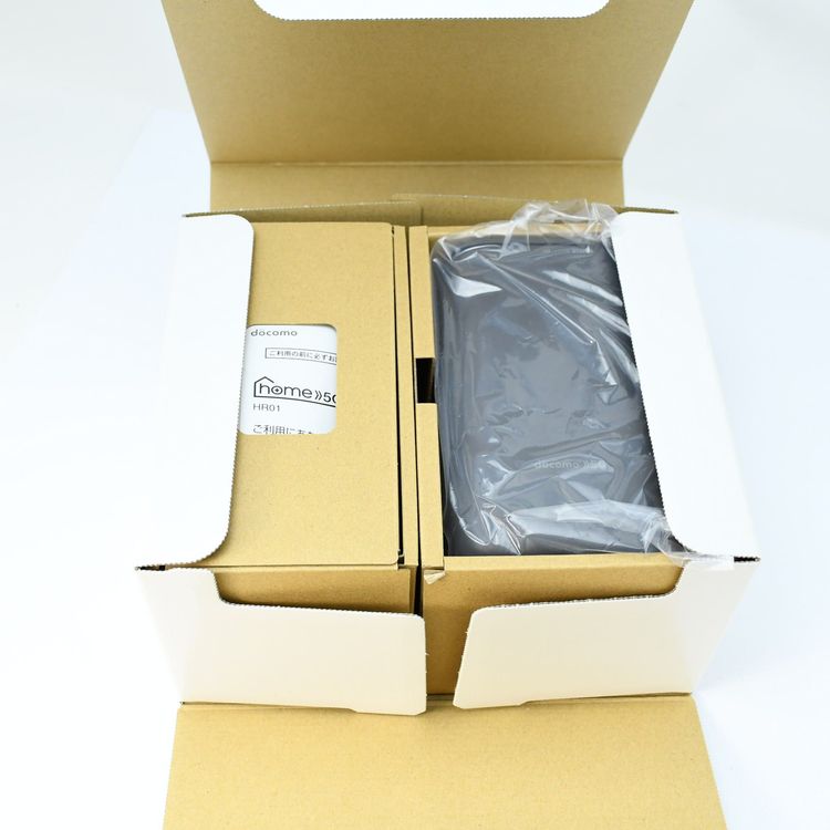 �ڿ���Ʊ�͡�docomo �ۡ���롼���� home 5G HR01 ���������졼