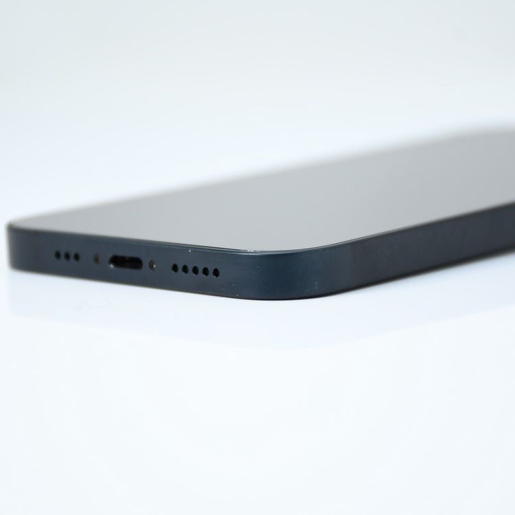 ڱվʡХåƥ꡼82%SIMե꡼ iPhone13 128GB ߥåɥʥ