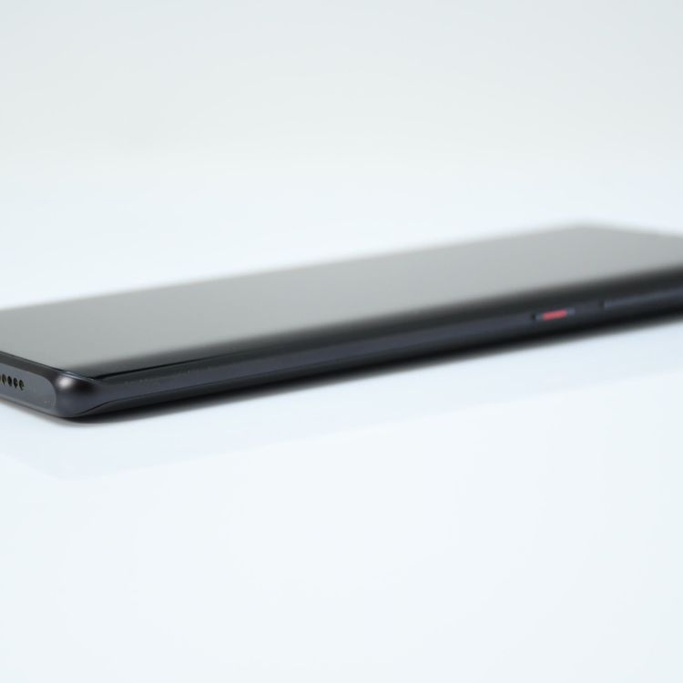 �ڱվ����ʡ�docomo SIM�ե꡼ HUAWEI P30 Pro 128GB �֥�å�