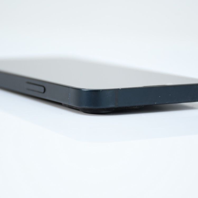 �ڱվ����ʡ�docomo SIM�ե꡼ iPhone13 mini 256GB �ߥåɥʥ���
