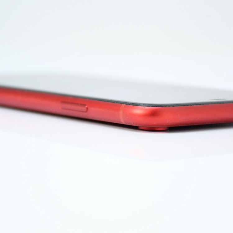 �����ʡ������Хåƥ꡼83���docomo SIM�ե꡼ iPhone XR 64GB ��å�