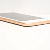 �ڱվ����ʡ��Хåƥ꡼��������85���docomo SIM�ե꡼ iPhone 8 64GB