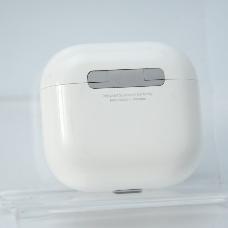 ��Apple�ݾڡ� AirPods 4 �����ƥ��֥Υ�������󥻥������� A3050