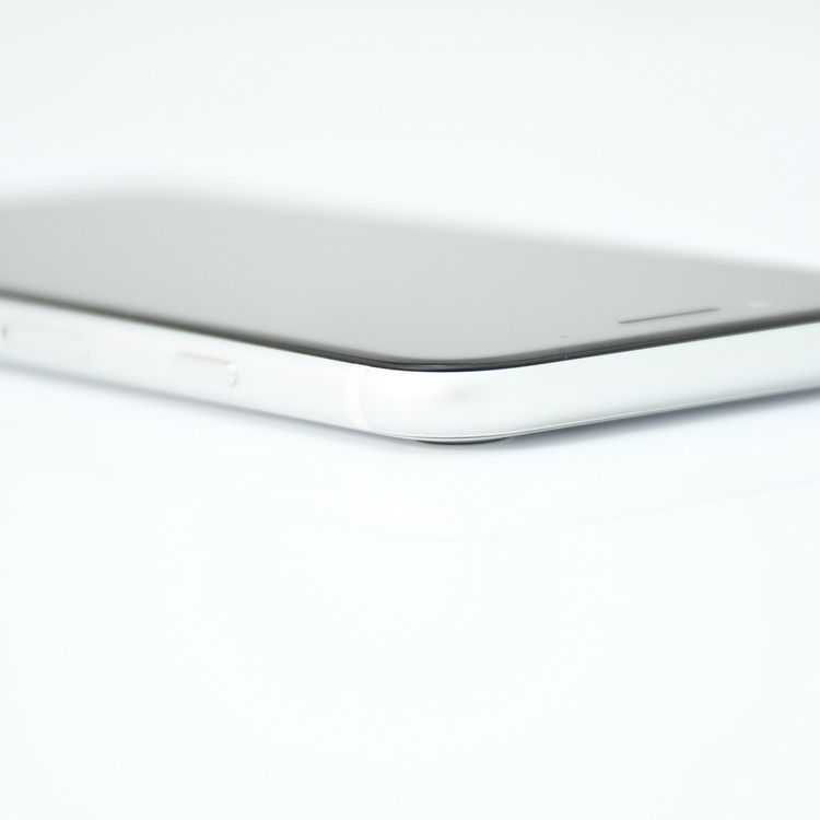 �����ʡ������Хåƥ꡼��������92���au SIM�ե꡼iPhone SE �裲���� 64GB