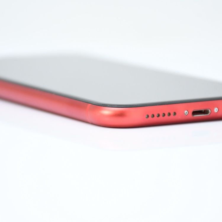 ��ư��ġ��Хåƥ꡼��������100���docomo SIM�ե꡼ iPhone11 64GB ��å�