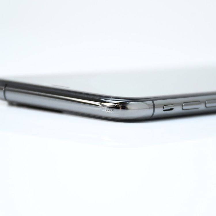 �����ʡ������Хåƥ꡼80���docomo SIM�ե꡼ iPhone XS 256GB