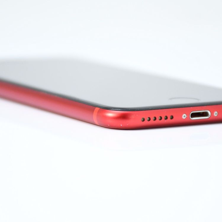 �ڱվ����ʡ�SIM�ե꡼ iPhone SE �裲���� 128GB ��å�