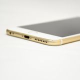 �ڱվ����ʡ��Хåƥ꡼��������88���au iPhone 6 Plus 128GB �������