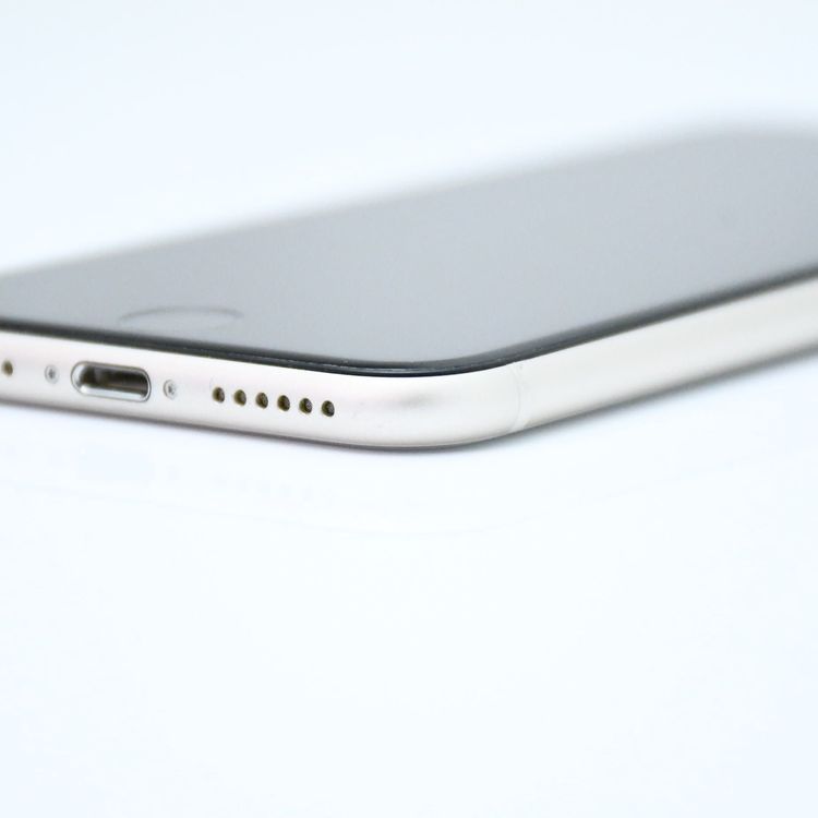 ưġ100 %ʡau SIMե꡼ iPhoneSE 裳 64GB饤