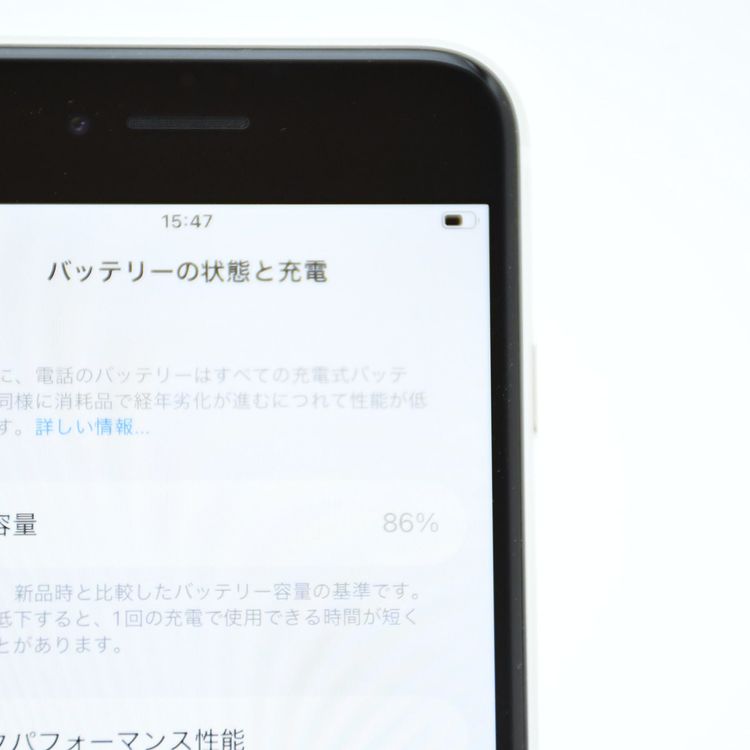 �����ʡ������Хåƥ꡼��������86���au SIM�ե꡼iPhone SE �裲���� 64GB