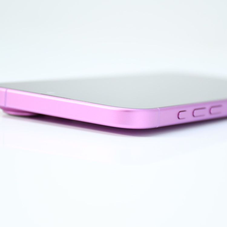 �ڽ����Хåƥ꡼�������� 96���SIM�ե꡼ iPhone16 Plus 128GB �ԥ�