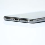 �ڱվ����ʡ������Хåƥ꡼83���docomo SIM�ե꡼ iPhone X 64GB