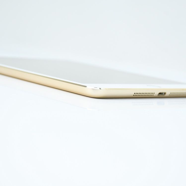 �ڱվ����ʡ������Хåƥ꡼��������84���iPad mini 3 Wi-Fi 64GB �������