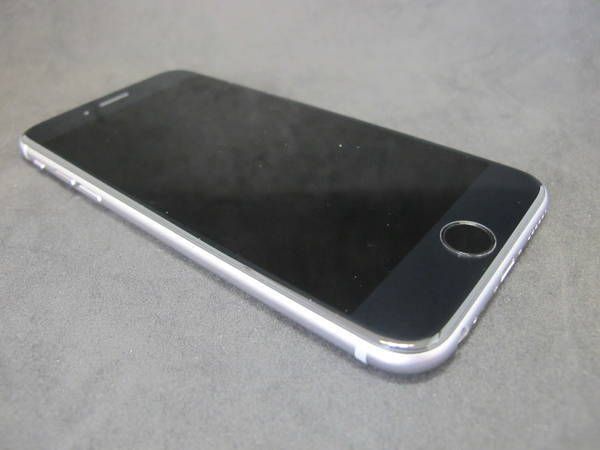 美品 iPhone6 64GB 米国版 SIMフリースペースグレー