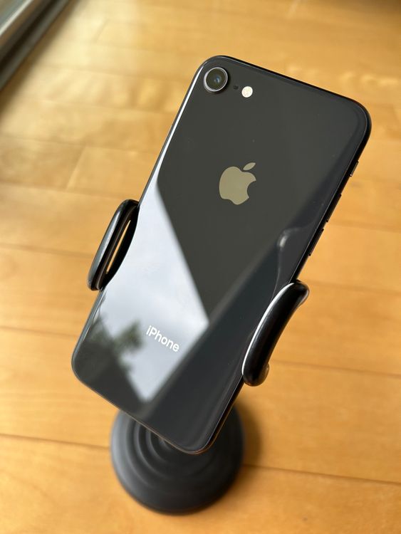 ムスビー｜【中古】 iPhone8 64GB ブラック バッテリー100%【iPhone8