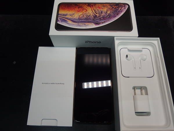 ムスビー｜正規版SIMフリー iPhoneXS Max 64GB Gold 新品同様 #1046 