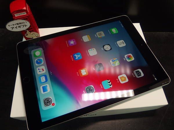 ムスビー｜iPad 第5世代 128GB Space Glay 2017年WiFiモデル 美品 