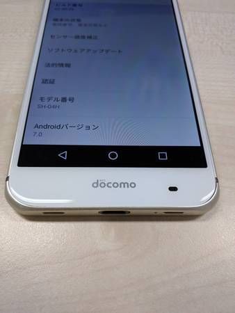 AQUOS ZETA SH-04H���ۥ磻��