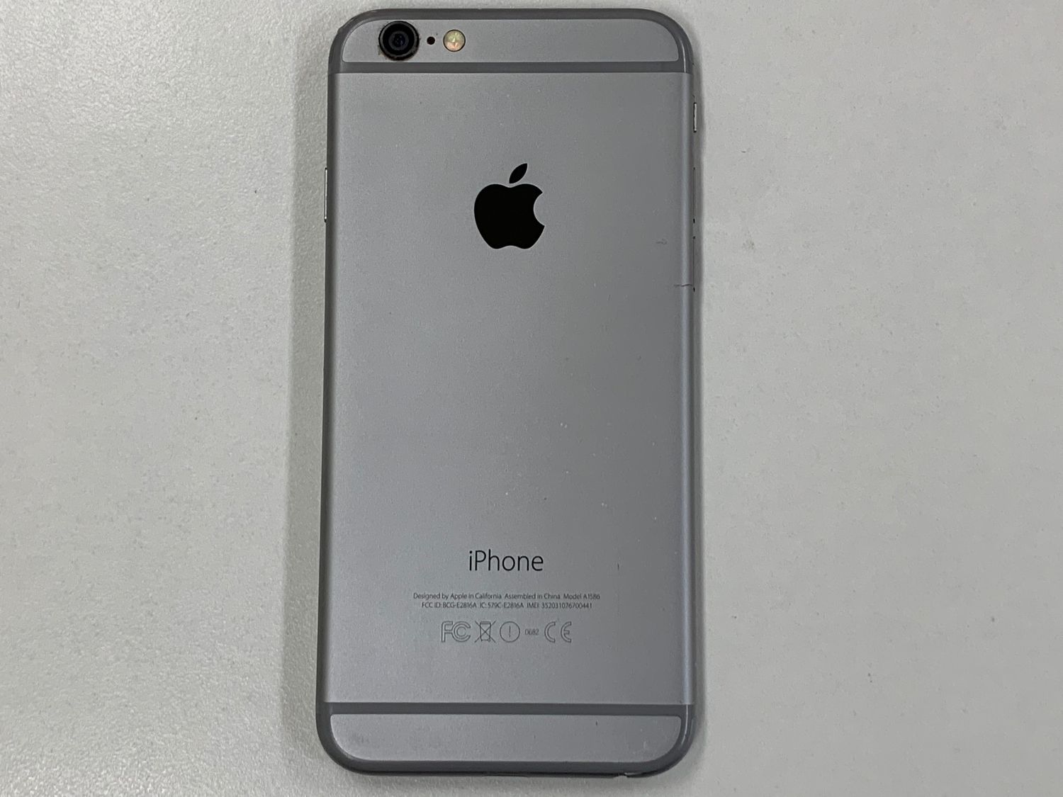 ムスビー｜【送料無料・即日発送】◇au iPhone6 64GB スペースグレー 