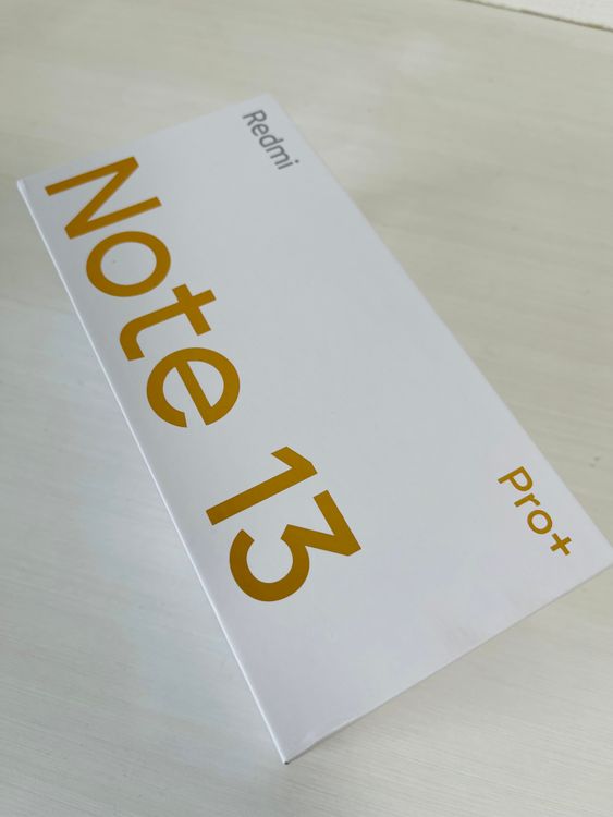 Redmi Note 13 Pro+ 5G 12GB/512GB グローバル版 急速充電器付