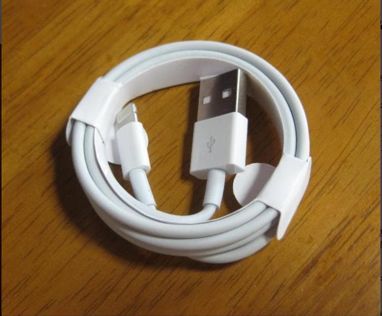 13վ&ӿ100iPhoneSE 128GB SIMե꡼