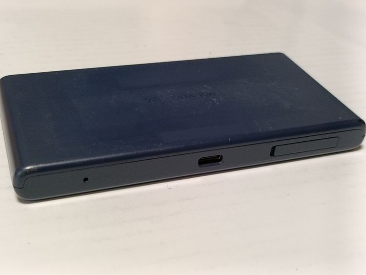 �� docomo HW-01L Wi-Fi STATION ����ǥ����֥롼