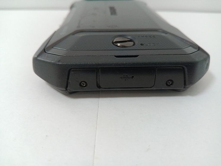 �� au ������ TORQUE 5G KYG01 �֥�å� SIM���å�����Ѥ�