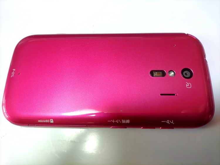 ��docomo �餯�餯���ޡ��ȥե��� me F-01L �ԥ�