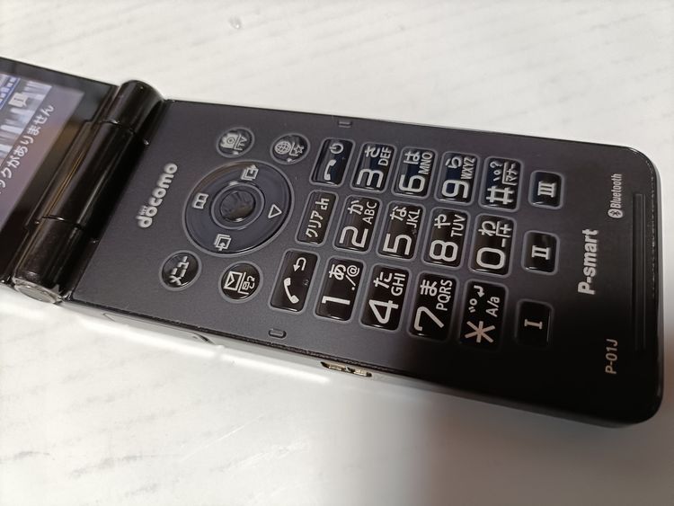 �� docomo P-smart �������� P-01J �֥�å�