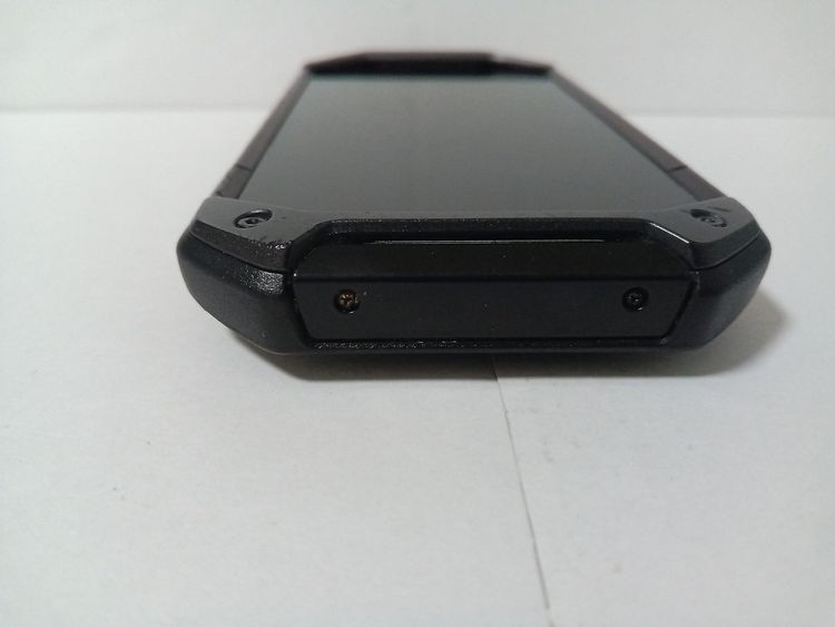 �� au ������ TORQUE 5G KYG01 �֥�å� SIM���å�����Ѥ�