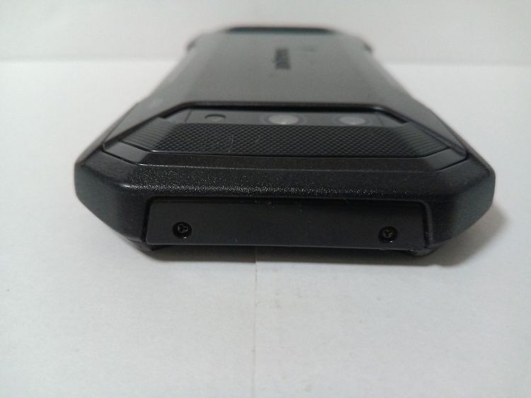 �� au ������ TORQUE 5G KYG01 �֥�å� SIM���å�����Ѥ�