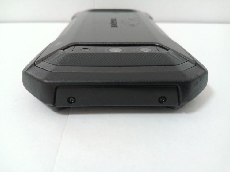 �� au ������ TORQUE 5G KYG01 �֥�å� SIM���å�����Ѥ�