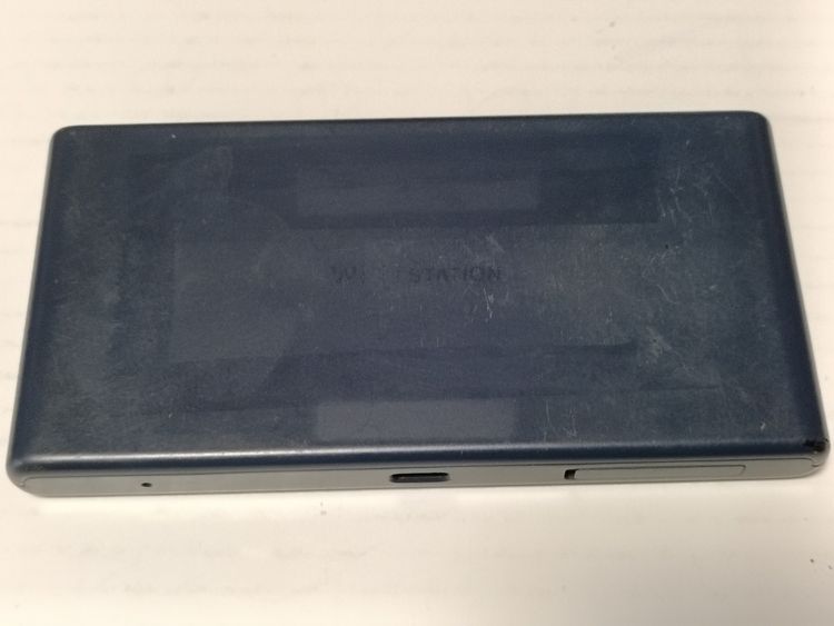 �� docomo HW-01L Wi-Fi STATION ����ǥ����֥롼
