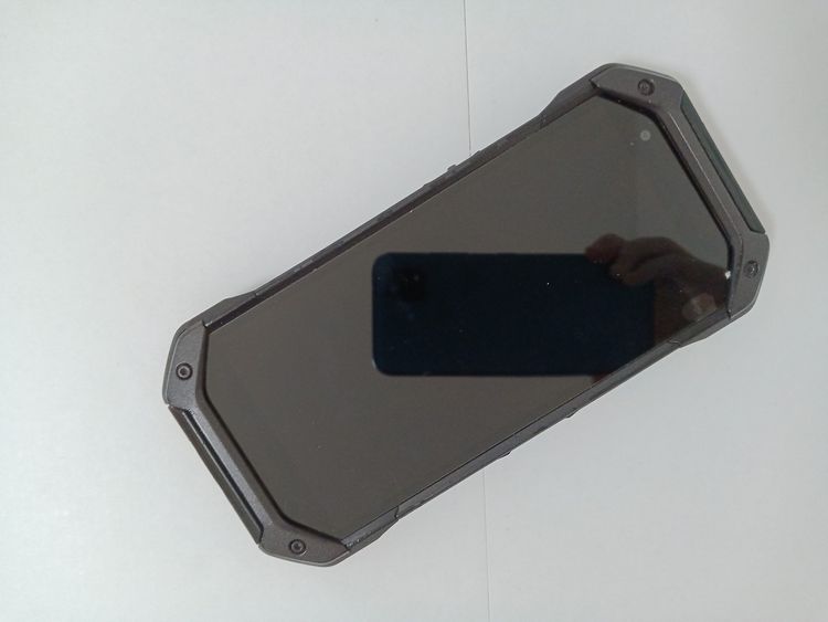 �� au ������ TORQUE 5G KYG01 �֥�å� SIM���å�����Ѥ�
