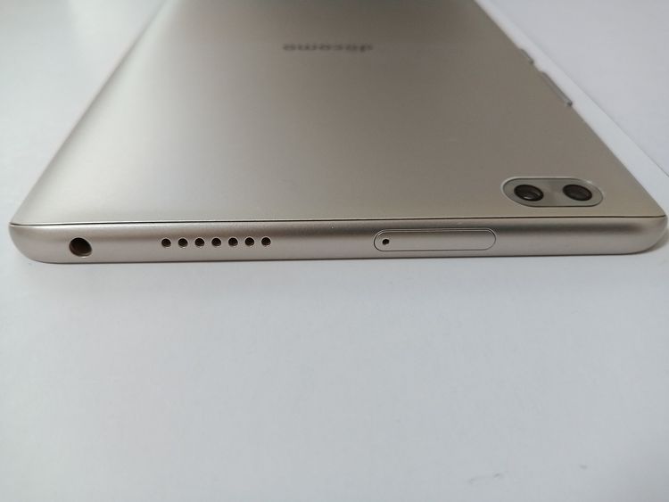 �� docomo dtab d-02k ������� ���ʡ�ư���ɹ�