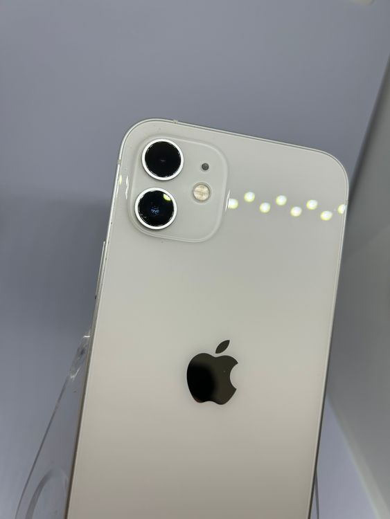 ��SIM�ե꡼ iPhone12  128GB �ۥ磻�� �Хåƥ꡼85%