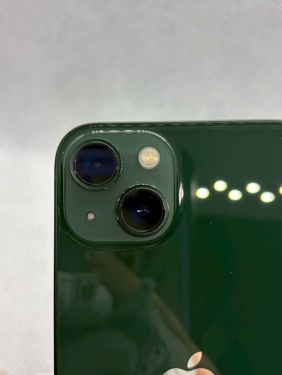���Хåƥ꡼83% ���� SIM�ե꡼ iPhone13 128GB ���꡼��