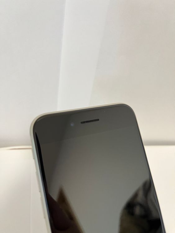 ϥԥͥͥåiPhoneSE3 64GB 饤 ̵