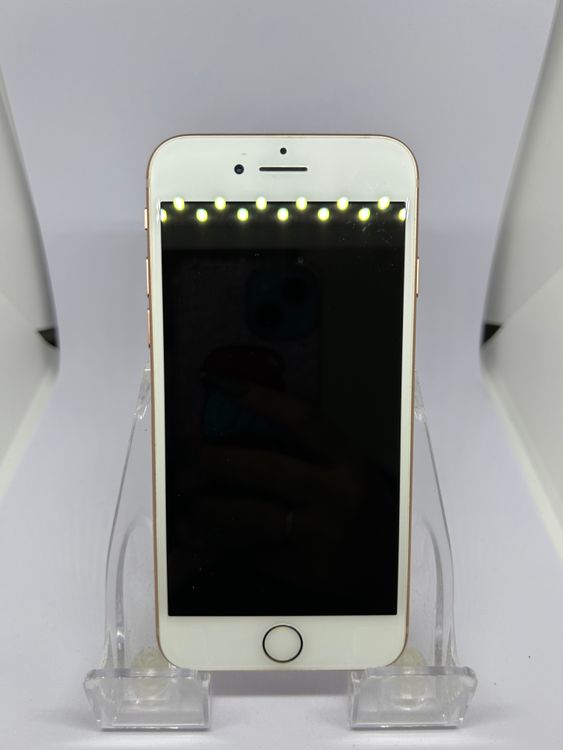 ��SIM�ե꡼ iPhone8  64GB ������� �Хåƥ꡼86%