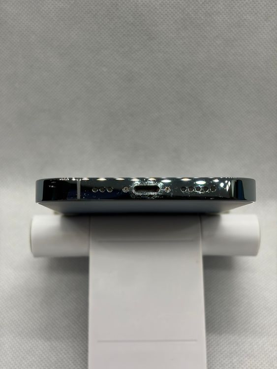 ��SIM�ե꡼ iPhone12Pro 128GB �֥롼 �Хåƥ꡼81%