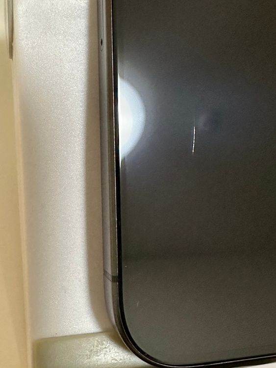 ������ �Хåƥ꡼100% SIM�ե꡼ iPhone15Pro 256GB �֥�å������˥���