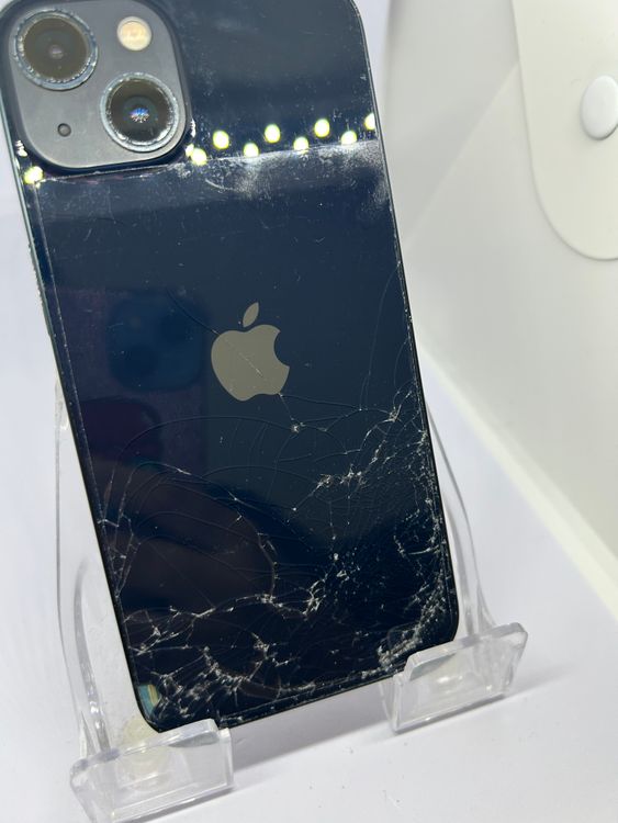 ��SIM�ե꡼ iPhone13  128GB �ߥåɥʥ��� �Хåƥ꡼78%