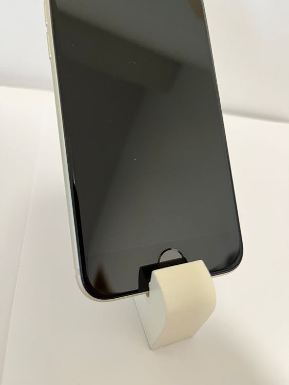 ϥԥͥͥåiPhoneSE3 64GB 饤 ̵